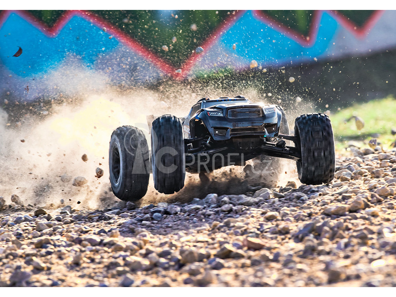 RC auto Traxxas Sledge 1:8 RTR, modrá