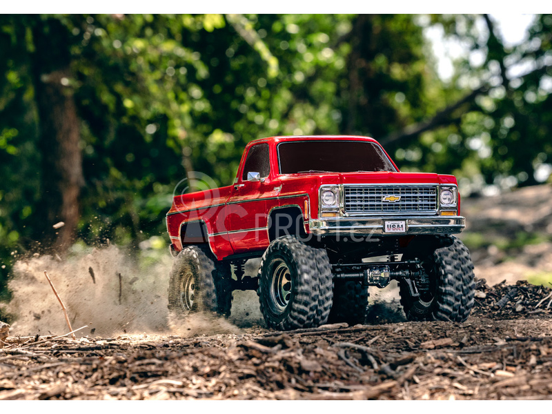 RC auto Traxxas TRX-4 Chevrolet K10 1979 TQi 1:10 RTR, červená