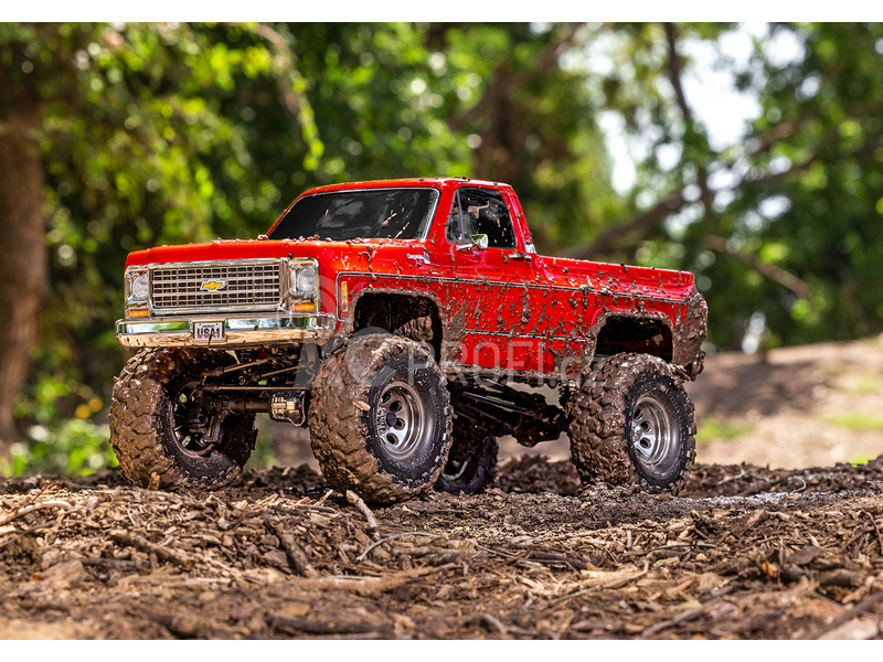 RC auto Traxxas TRX-4 Chevrolet K10 1979 TQi 1:10 RTR, červená