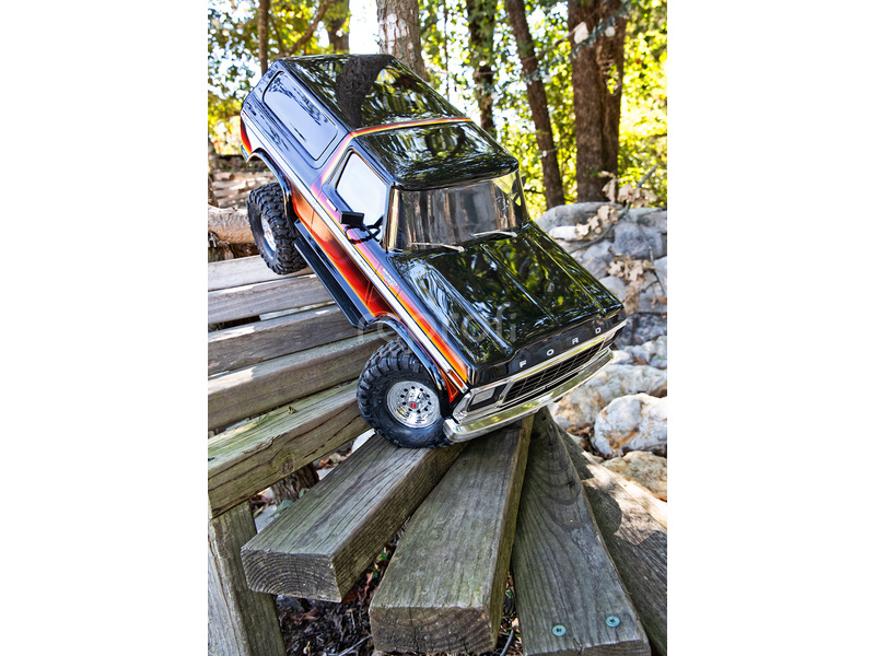 RC auto Traxxas TRX-4 Ford Bronco 1979 1:10 RTR, červená