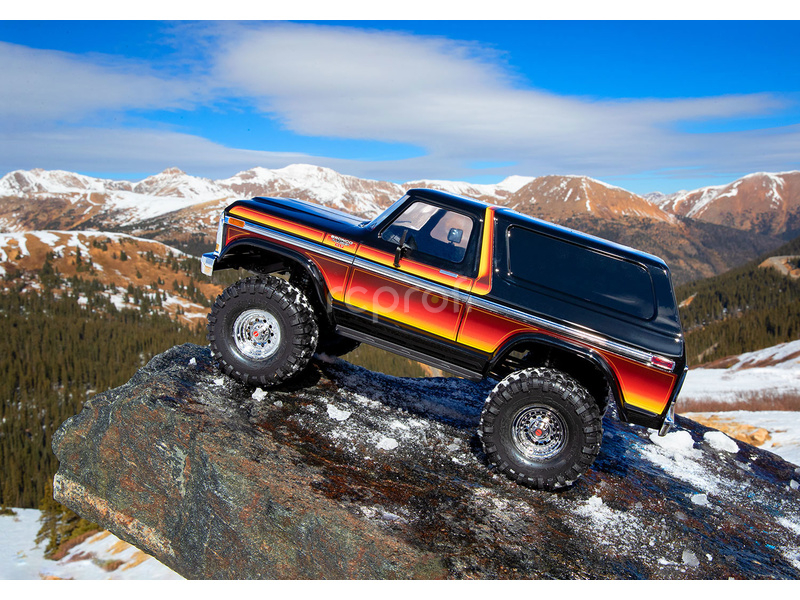 RC auto Traxxas TRX-4 Ford Bronco 1979 1:10 RTR, červená