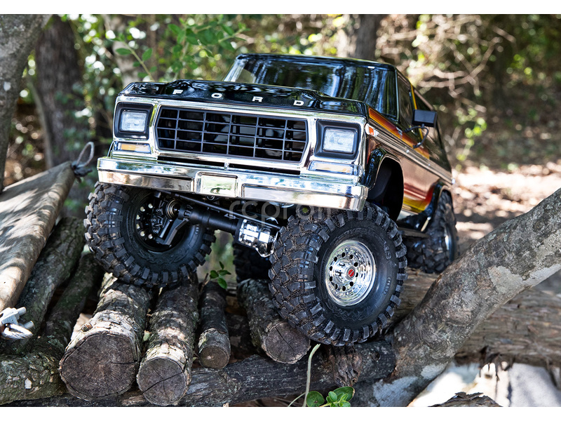RC auto Traxxas TRX-4 Ford Bronco 1979 1:10 RTR, červená
