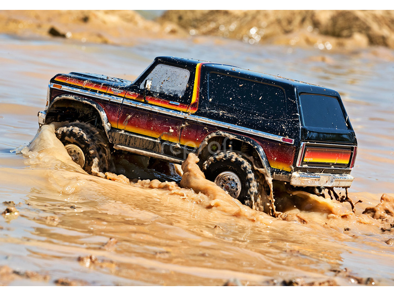 RC auto Traxxas TRX-4 Ford Bronco 1979 1:10 RTR, červená