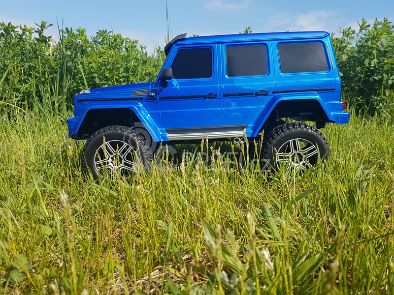 RC auto Traxxas TRX-4 Mercedes G500 1:10 s LED osvětlením TQi, černá