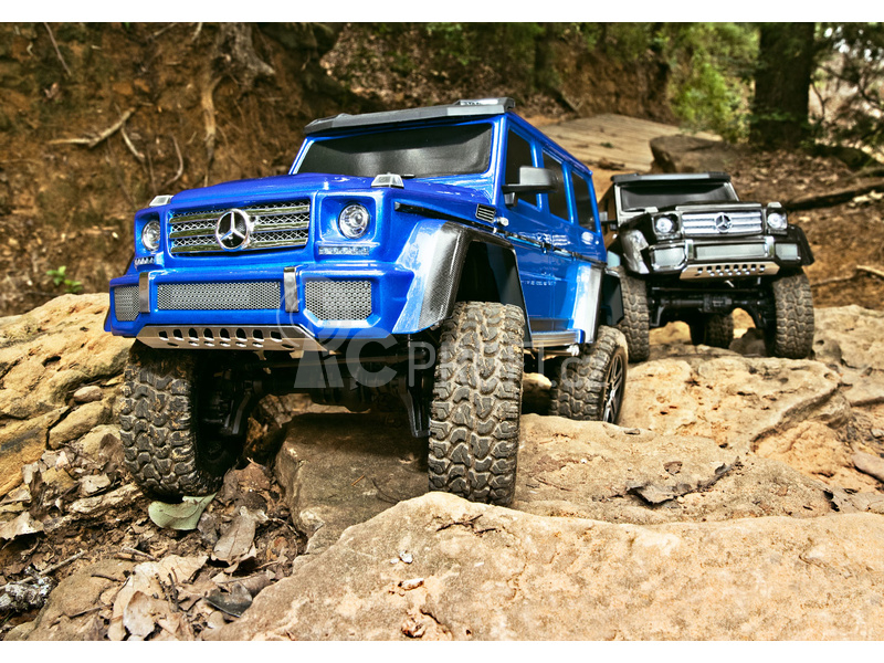 RC auto Traxxas TRX-4 Mercedes G500 1:10 s LED osvětlením TQi, černá
