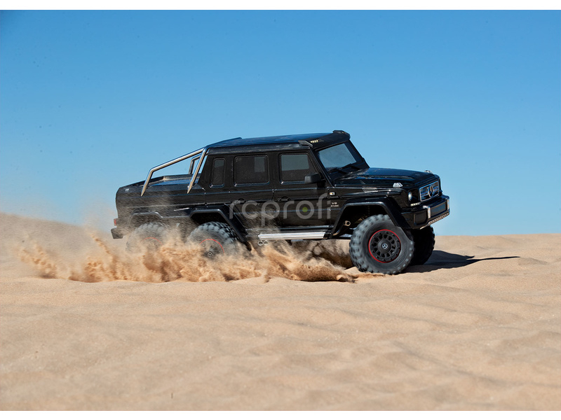 RC auto Traxxas TRX-6 Mercedes G 63 6x6 1:10 RTR, stříbrná