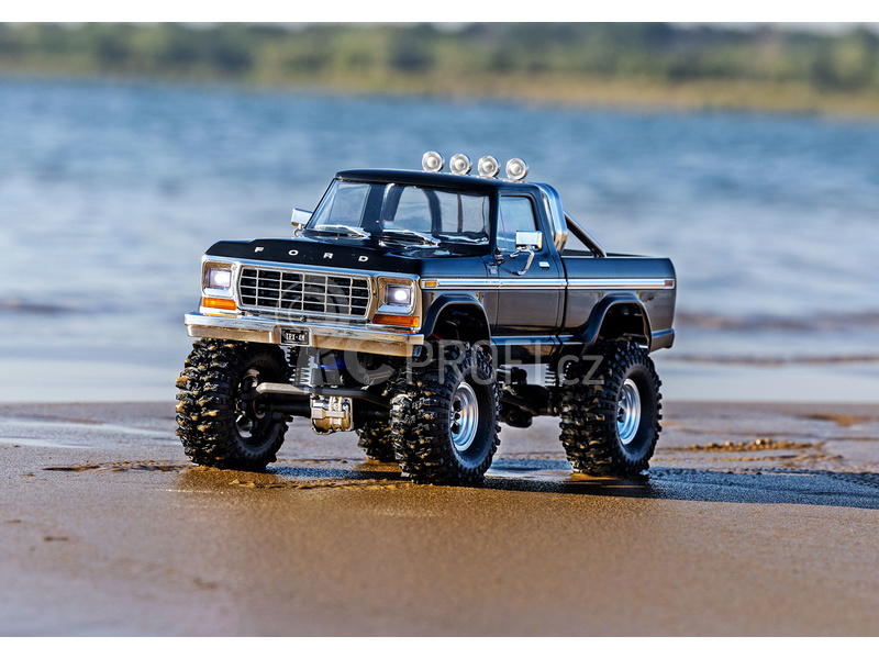 RC auto Traxxas TRX4-M Ford F-150 1979 1:18 RTR, hnědá