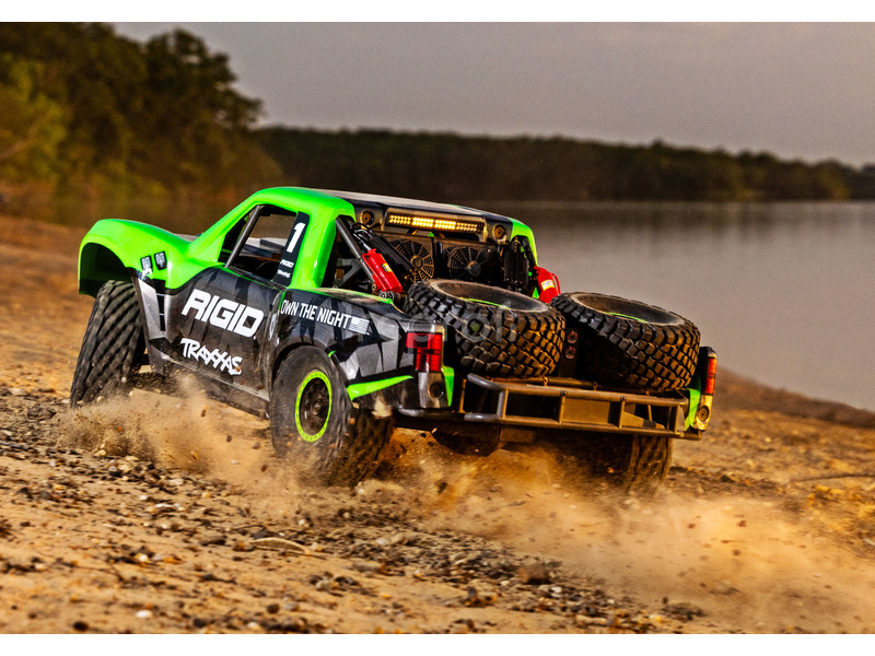 RC auto Traxxas Unlimited Desert Racer 1:8 RTR Fox