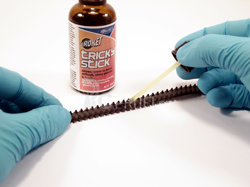 Tricky Stick přípravek na obtížně lepitelné plasty 50ml