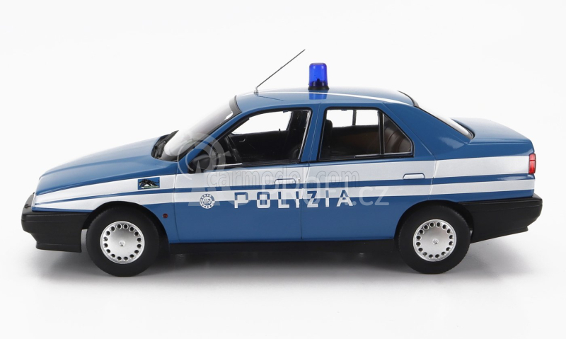 Triple9 Alfa romeo 155 Polizia (police) 1996 1:18 Modrá Bílá