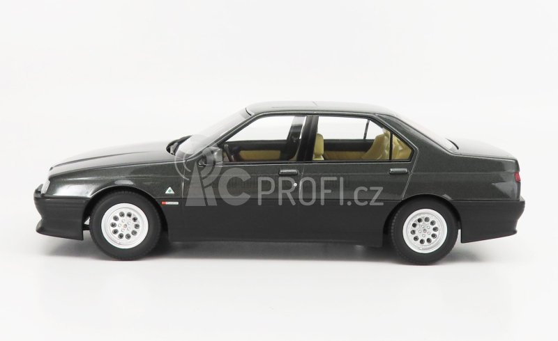 Triple9 Alfa romeo 164 Q4 1994 - Beige Interior 1:18 Dark Grey Met