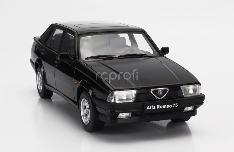 Triple9 Alfa romeo 75 1988 1:18 Black