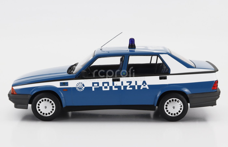 Triple9 Alfa romeo 75 Polizia - Police - 1988 1:18 Modrá Bílá