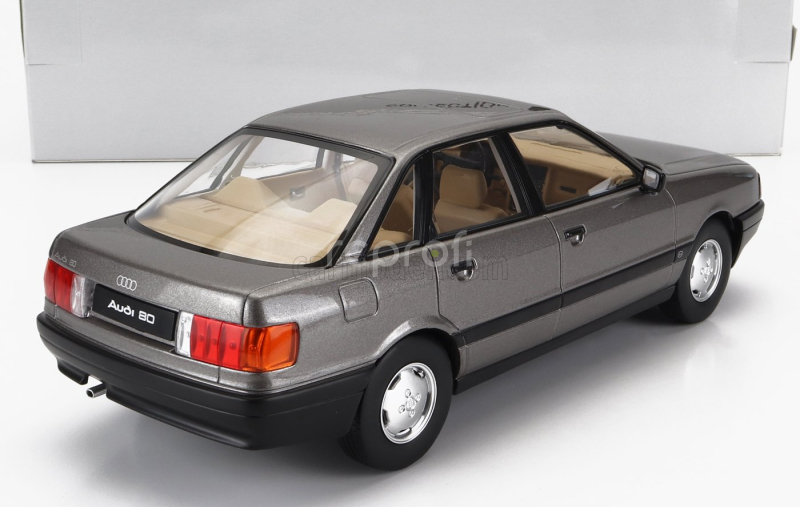 Triple9 Audi 80 B3 1989 1:18 Grey