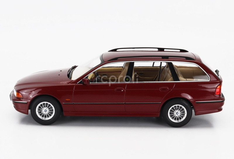 Triple9 BMW 5-series (e39) Touring Sw Station Wagon 1998 1:18 Red