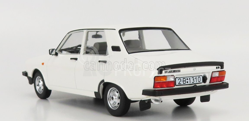 Triple9 Dacia 1310l 1993 1:18 Bílá
