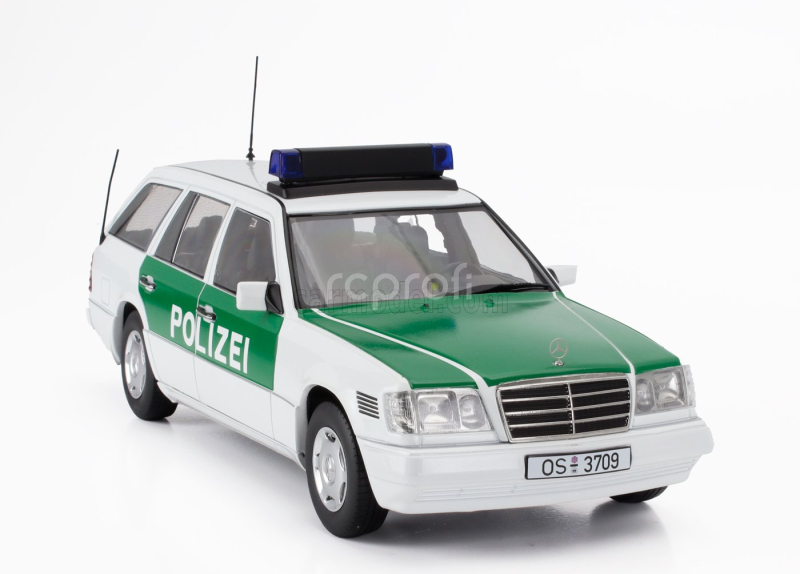 Triple9 Mercedes benz E-class (s124) T-model Sw Station Wagon Polizei 1995 1:18 Bílá Zelená