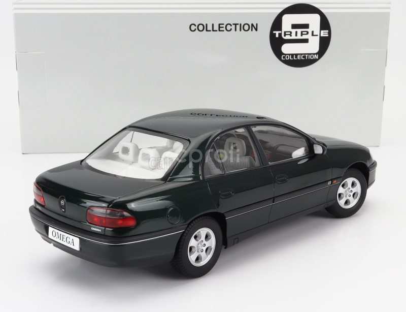 Triple9 Opel Omega B 1996 1:18 Zelená