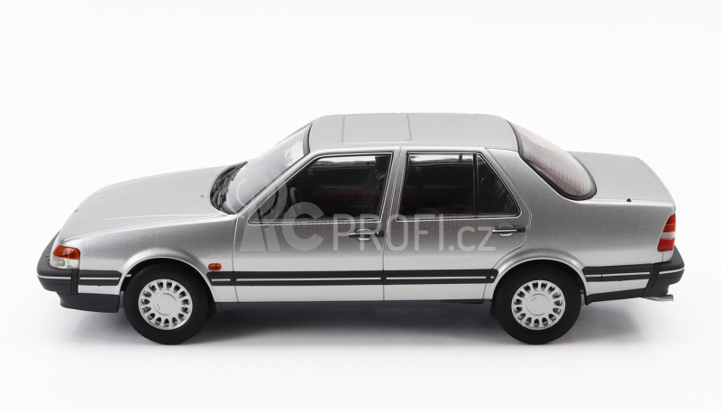 Triple9 Saab 9000 Cd Turbo 1990 1:18 Silver