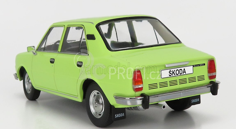 Triple9 Škoda 105l 1976 1:18 Světle Zelená