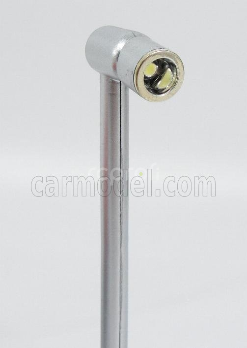 Triple9 Vetrina display box Lungh.lenght Cm 35.5 X Largh.width Cm 15.7 X Alt.height Cm 15.8 (altezza Interna Cm 13.5) - Luci Funzionanti Led - Base Silver 1:18 Plastový Displej