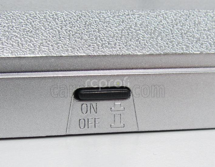 Triple9 Vetrina display box Lungh.lenght Cm 35.5 X Largh.width Cm 15.7 X Alt.height Cm 15.8 (altezza Interna Cm 13.5) - Luci Funzionanti Led - Base Silver 1:18 Plastový Displej