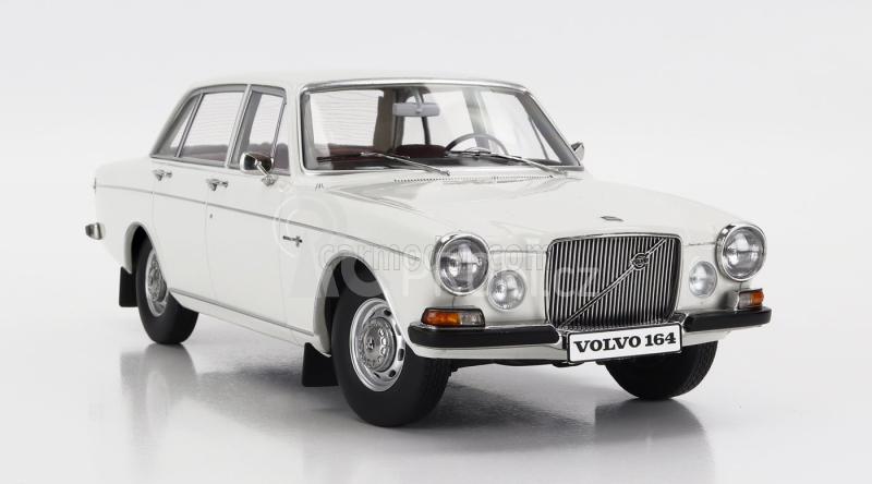 Triple9 Volvo 164 1970 1:18 Bílá