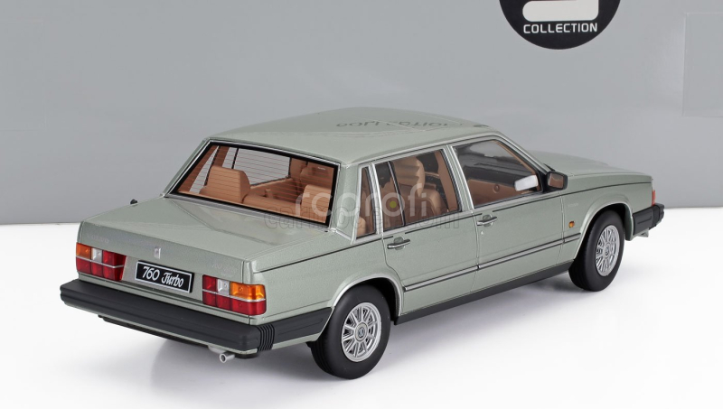 Triple9 Volvo 760 Turbo Intercooler 1985 1:18 Světle Zelená