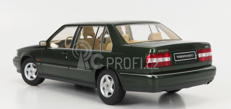 Triple9 Volvo 960 1996 1:18 Tmavě Olivová Perleť