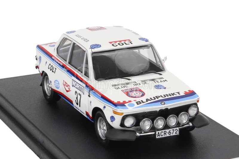 Trofeu BMW 2002 (night Version) N 37 Rally 1000 Lakes 1974 Heikki Enomaa - Matti Hankavaara 1:43 Bílá Modrá Červená