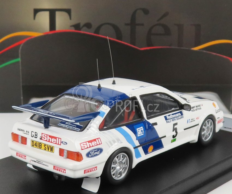 Trofeu Ford england Sierra Rs Cosworth N 5 Rally New Zealand 1989 J.mcrae - R.arthur 1:43 Bílá Modrá