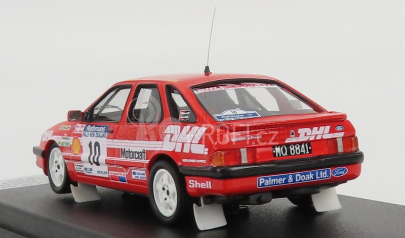 Trofeu Ford england Sierra Xr4x4 (night Version) N 10 Rally New Zealand 1988 B.stokes - G.adams 1:43 Červená Bílá