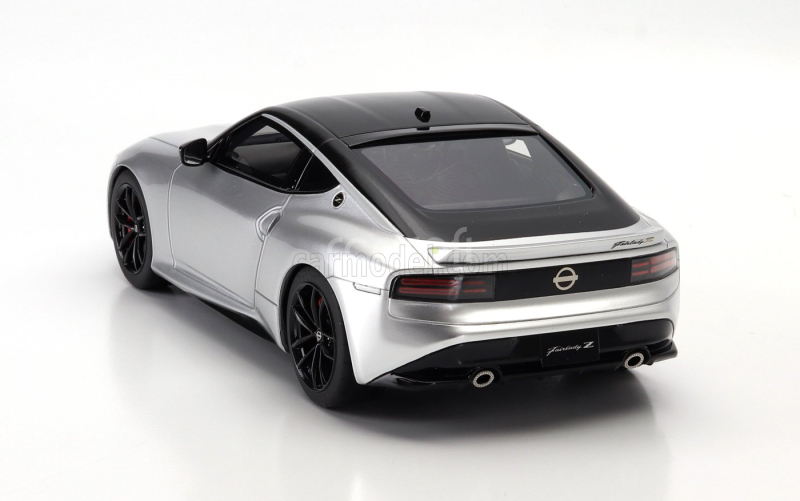 Truescale Nissan Fairlady Z St Rhd 2023 1:18 Silver