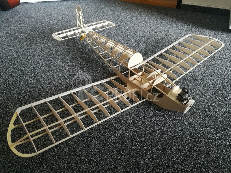 TURBULENT retro- stavebnice modelu rozp. 1030 mm konstrukce Jar. Fara Classic models