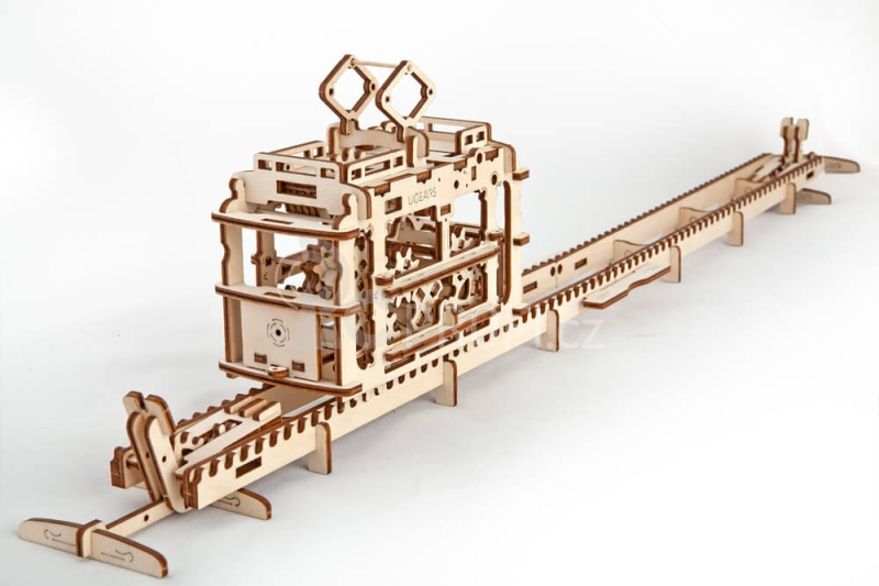 Ugears 3D dřevěné mechanické puzzle Kabinová lanovka s tratí