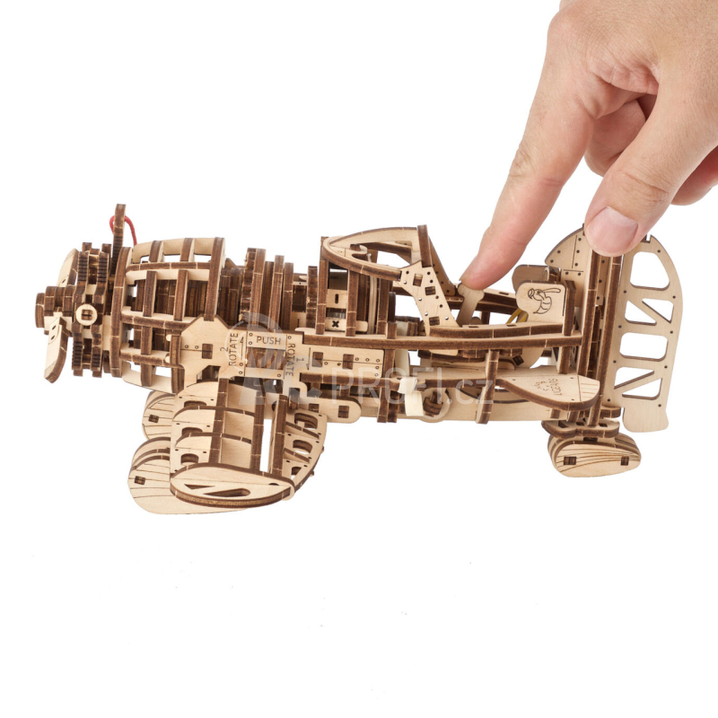 Ugears 3D dřevěné mechanické puzzle Letadlo Mad Hornet