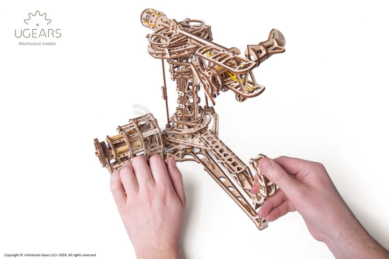 Ugears 3D dřevěné mechanické puzzle Létající stroje