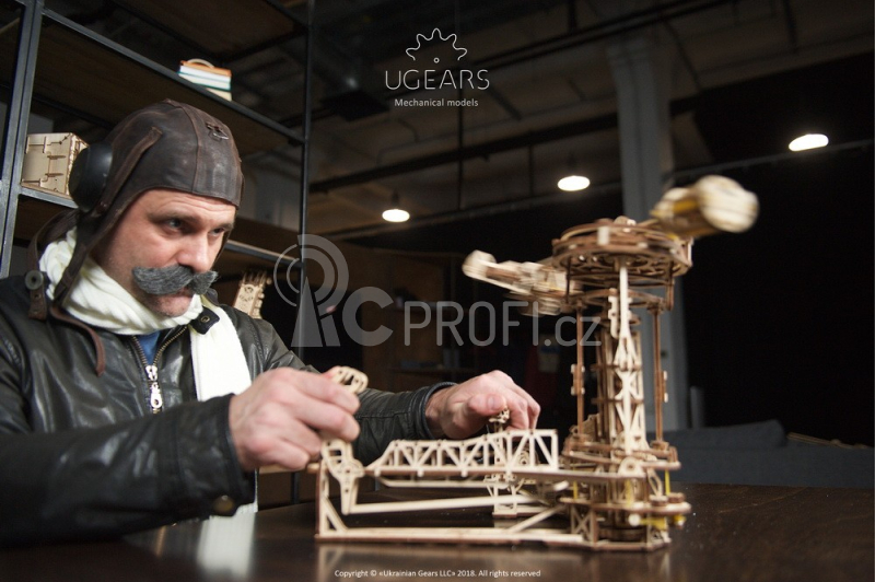 Ugears 3D dřevěné mechanické puzzle Létající stroje