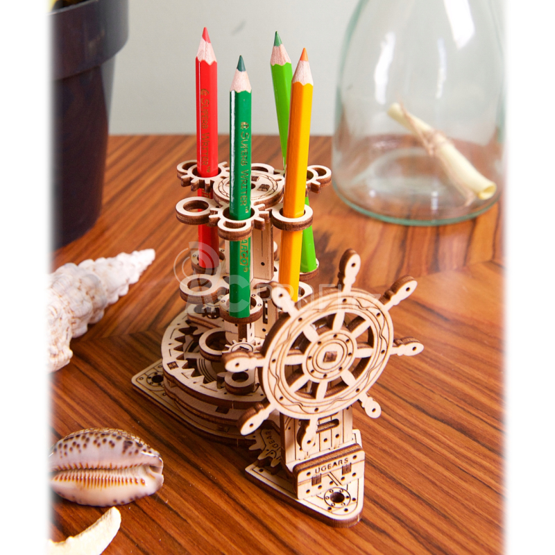 Ugears 3D dřevěné mechanické puzzle Organizér na psací potřeby