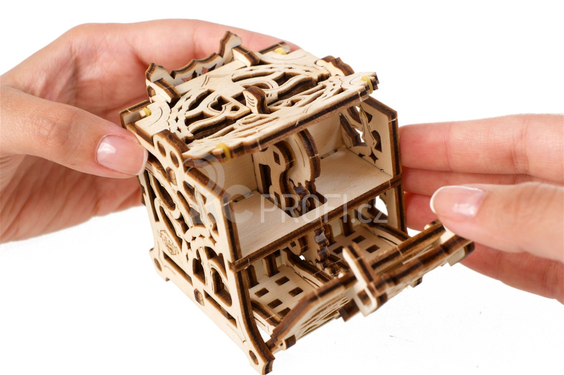 Ugears 3D dřevěné mechanické puzzle Schránka na kostky