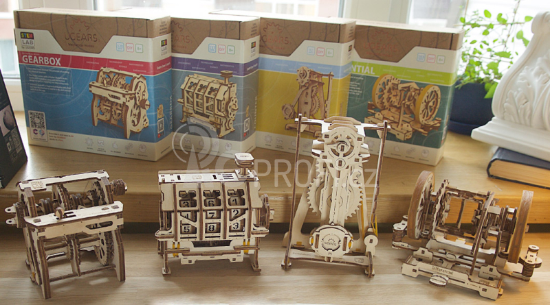 Ugears 3D dřevěné mechanické puzzle STEM výukový diferenciál