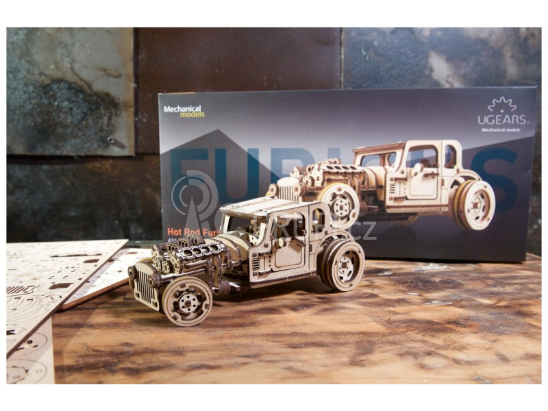 Ugears 3D dřevěné mechanické puzzle The Hot Rod Furious