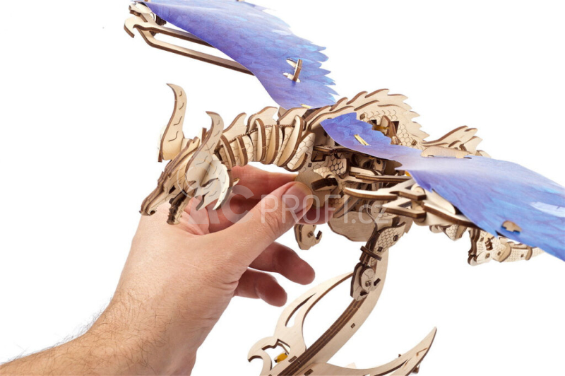 Ugears 3D dřevěné mechanické puzzle Vířící drak - poškozený obal