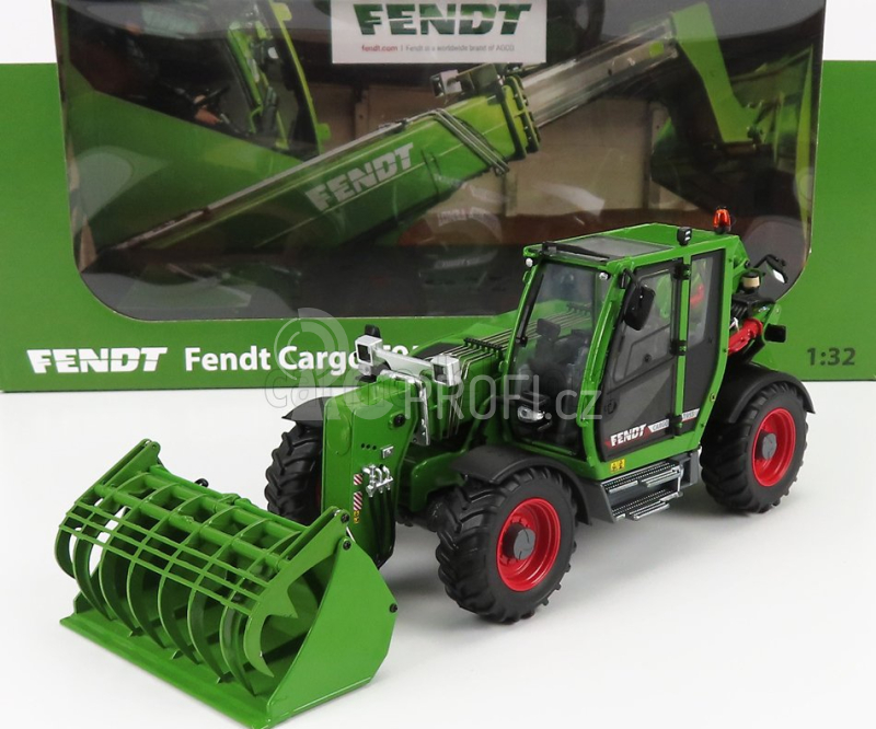 Universal hobbies Fendt T955 Cargo Telescopic Tractor 2010 1:32 Zelená