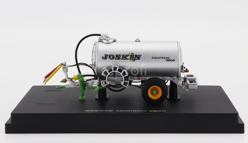 Universal hobbies Joskin Aquatrans 3600 Tanker Trailer 2010 1:32 Silver