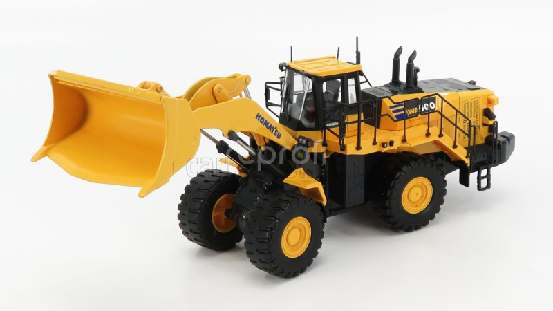 Universal hobbies Komatsu Wa600 Ruspa Gommata - Scraper Tractor 1:50 Žlutá Černá