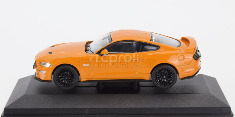 Vanguards Ford usa Mustang 5.0 Gt Coupe 2022 1:43 Orange