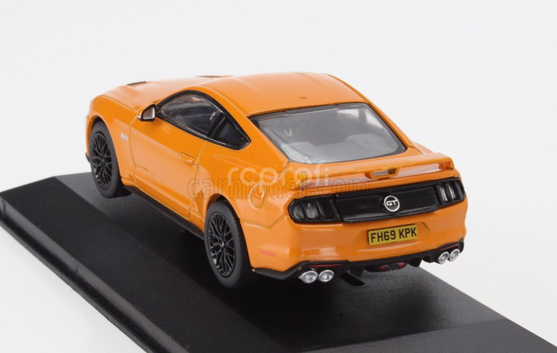 Vanguards Ford usa Mustang 5.0 Gt Coupe 2022 1:43 Orange