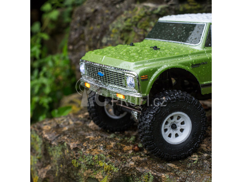 Vaterra Chevy Suburban 1972 Ascender-S 1:10 4WD RTR