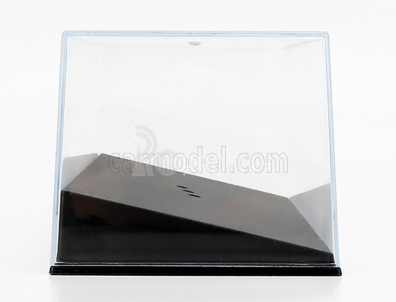 Vetrina display box Vetrina display box Box For Edicola- Lungh.length Cm 15 X Largh.width Cm 7.8 X Alt.height Cm 6.4 (altezza Interna Interior Height Cm 4 Back 5.5 Front) 1:43 Plastový Displej